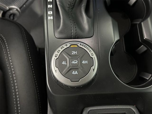 Photo of 2025 Azure Gray Metallic Tri-Coat Ford Bronco
