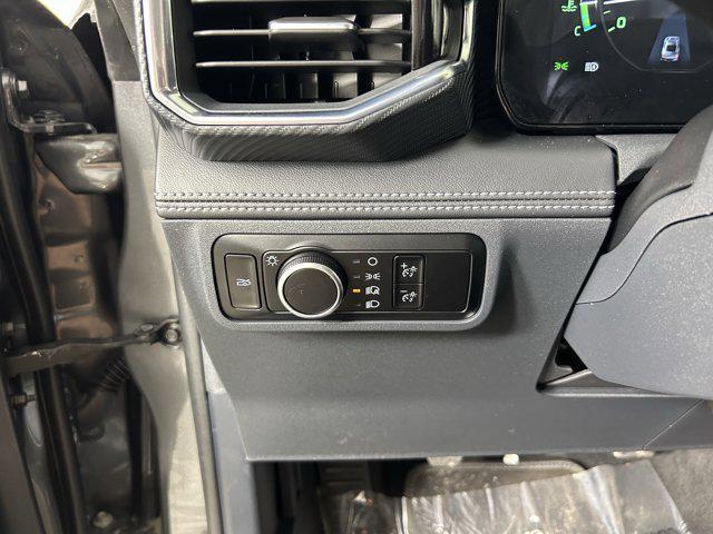 Photo of 2024 CARBONIZED GRAY METALLIC Ford Mustang