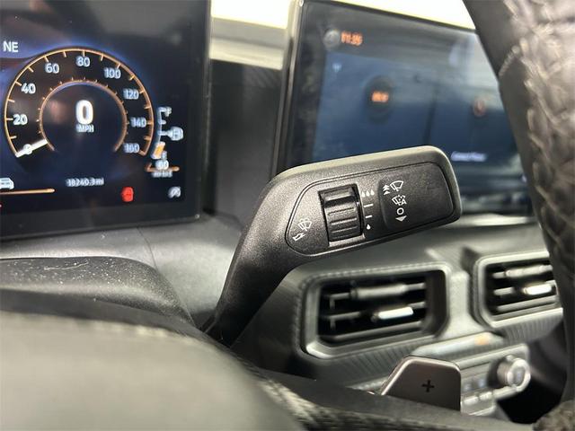 Photo of 2024 CARBONIZED GRAY METALLIC Ford Mustang