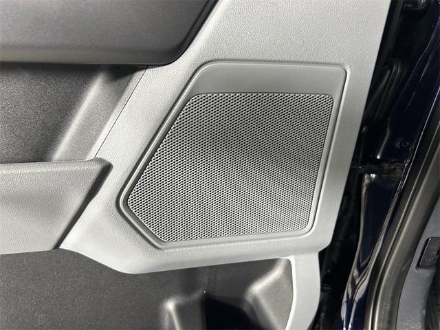 Photo of 2025 Antimatter Blue Metallic Ford F-250