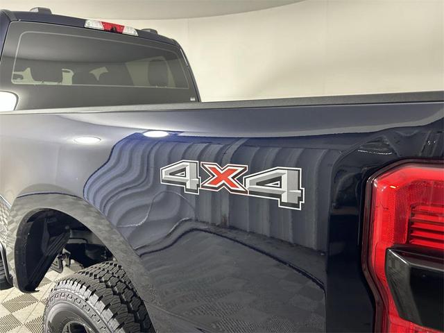 Photo of 2025 Antimatter Blue Metallic Ford F-250