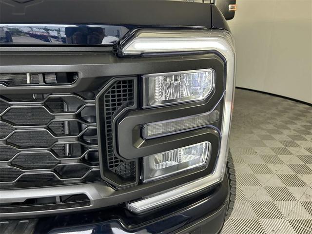 Photo of 2025 Antimatter Blue Metallic Ford F-250