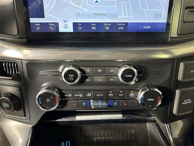 Photo of 2022 Blue Metallic Ford F-150