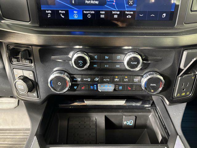 Photo of 2024 OXFORD WHITE Ford F-250