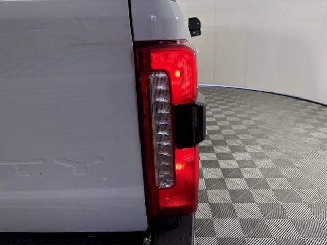 Photo of 2024 OXFORD WHITE Ford F-250