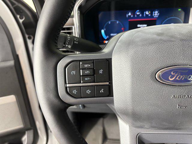 Photo of 2024 OXFORD WHITE Ford F-250