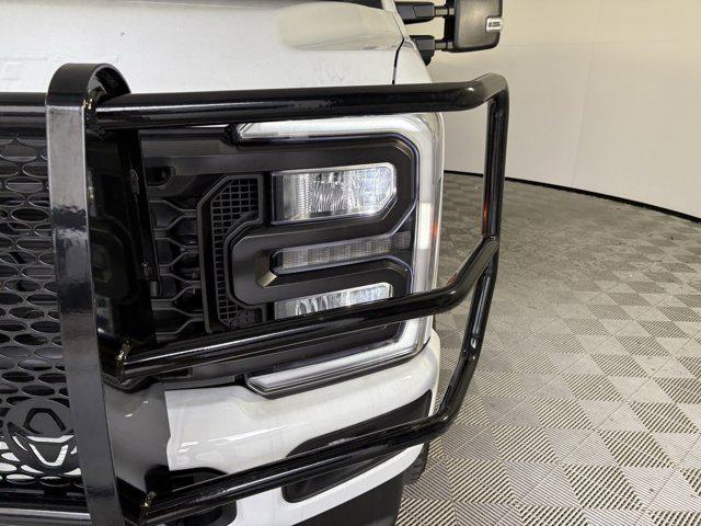 Photo of 2024 OXFORD WHITE Ford F-250