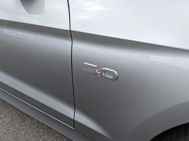 Photo of 2022 ICONIC SILVER METALLIC Ford Mustang