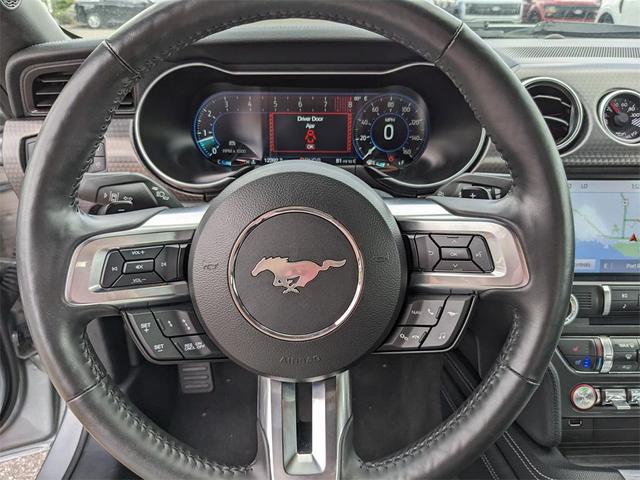 Photo of 2022 ICONIC SILVER METALLIC Ford Mustang