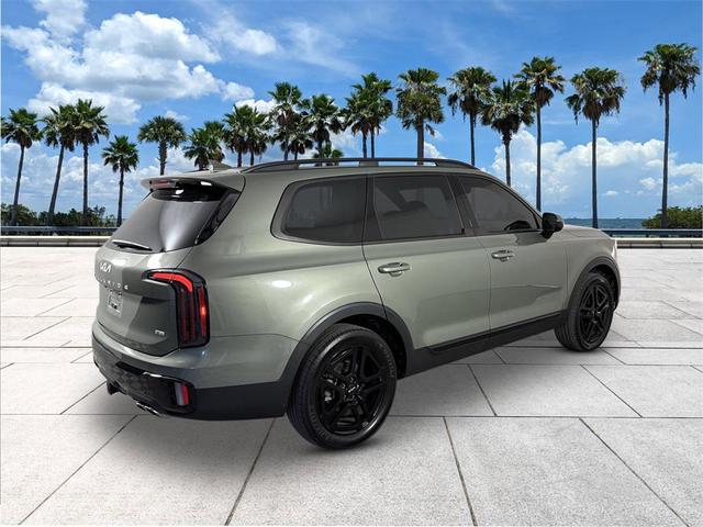 Photo of 2024 Jungle Green Kia Telluride