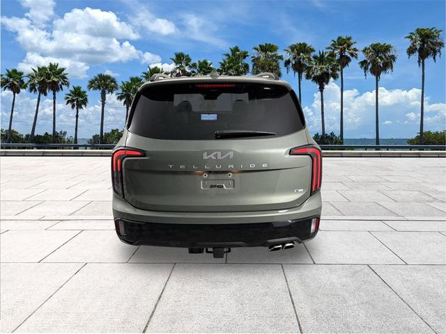 Photo of 2024 Jungle Green Kia Telluride