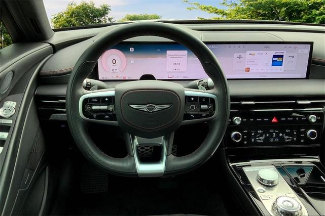 Photo of 2025 Vik Black Genesis G80