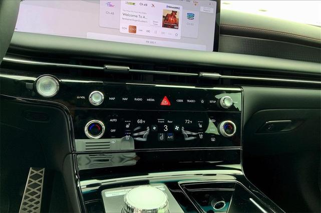 Photo of 2025 Vik Black Genesis G80