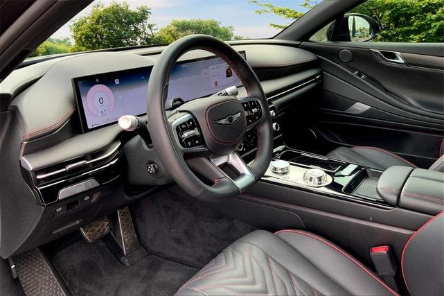Photo of 2025 Vik Black Genesis G80