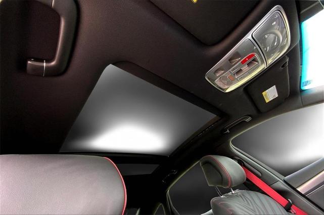 Photo of 2025 Vik Black Genesis G80