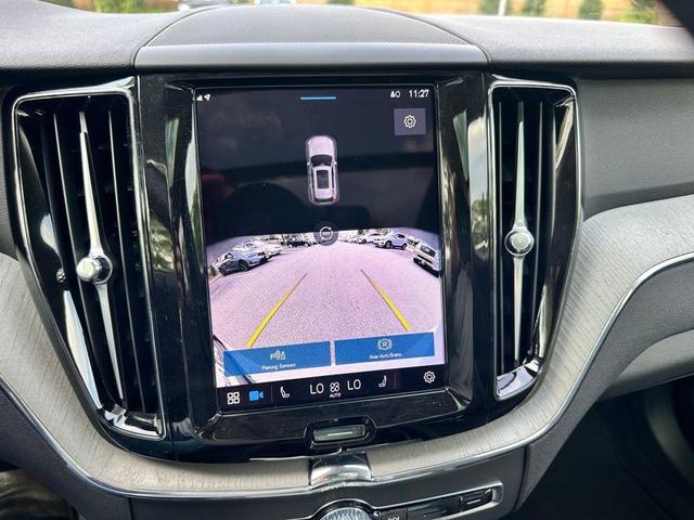 Photo of 2025 Silver Volvo XC60
