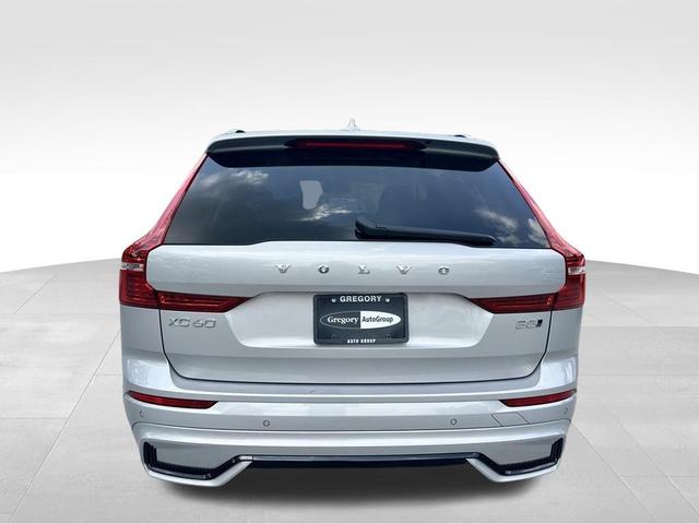 Photo of 2025 Silver Volvo XC60