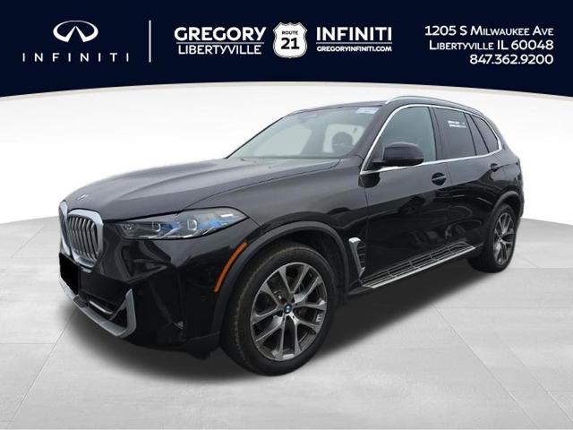 Photo of 2024 Black Sapphire Metallic BMW X5