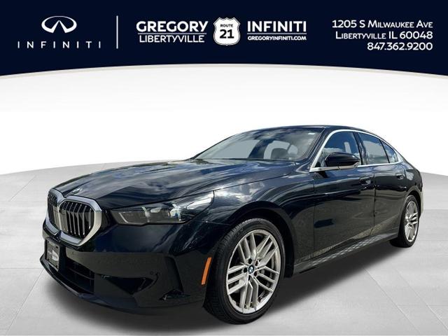 Photo of 2024 Black Sapphire Metallic BMW 530