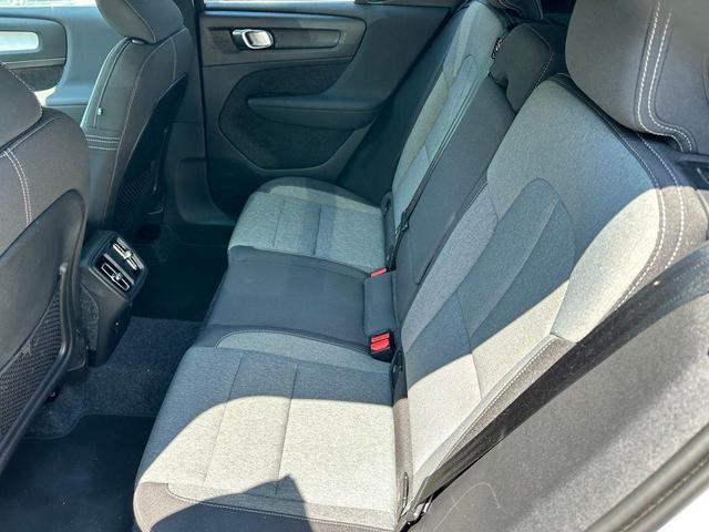 Photo of 2025 Crystal White Pearl Volvo XC40