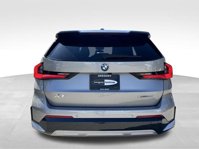 Photo of 2024 Space Silver BMW X1