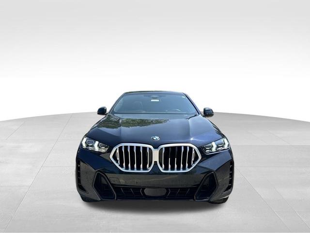 Photo of 2025 Carbon Black Metallic BMW X6