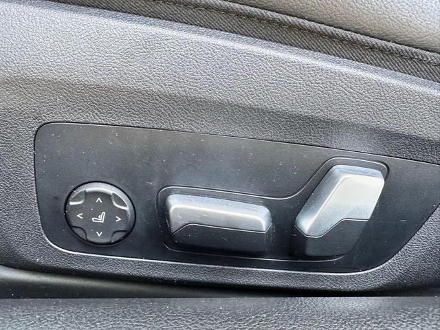 Photo of 2024 Jet Black BMW 430