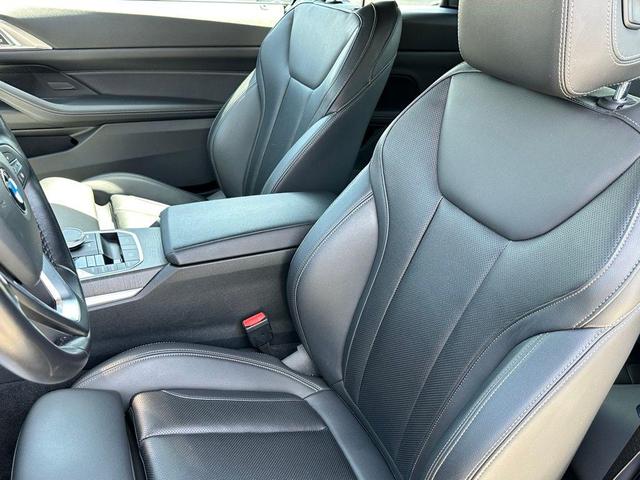 Photo of 2024 Jet Black BMW 430