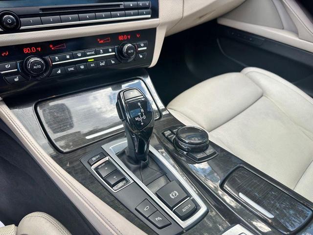 Photo of 2014 White Metallic BMW 550