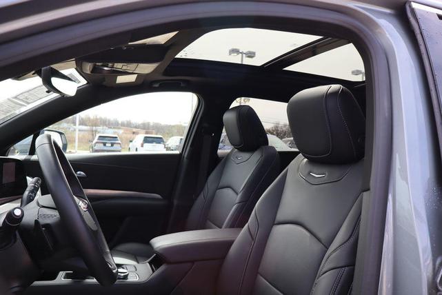 Photo of 2024 Argent Silver Metallic Cadillac XT4