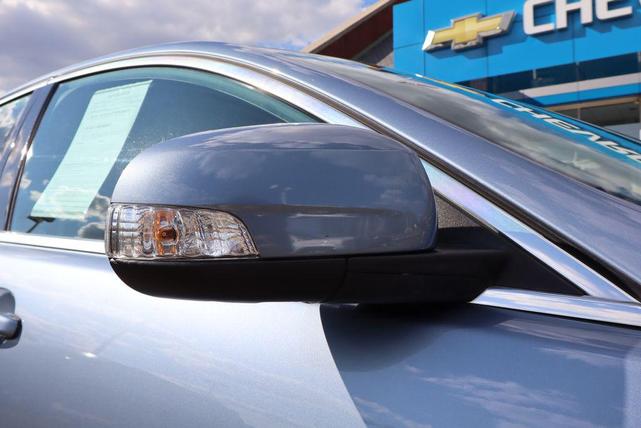 Photo of 2009 Frost Blue Jaguar XF