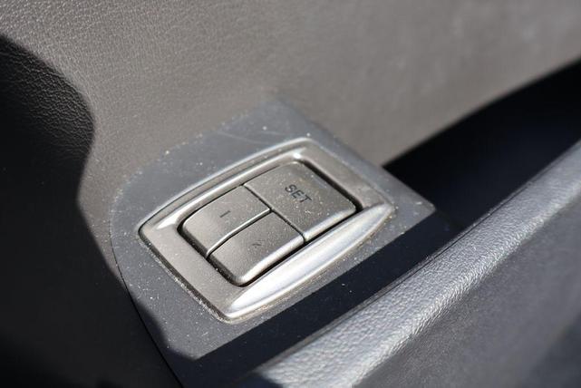 Photo of 2009 Frost Blue Jaguar XF