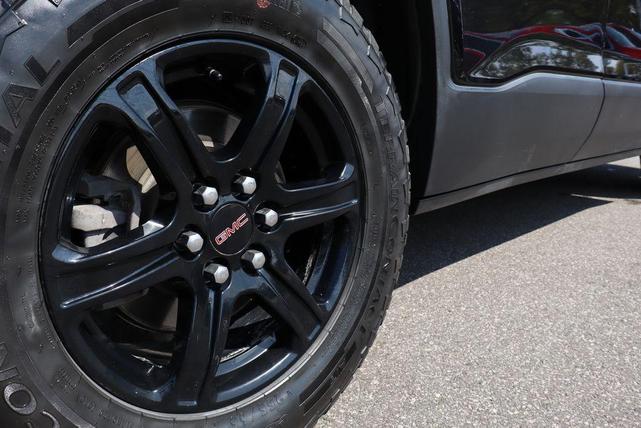 Photo of 2021 Ebony Twilight Metallic GMC Acadia