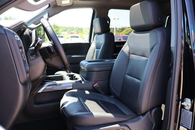 Photo of 2021 Black Chevrolet Silverado 2500