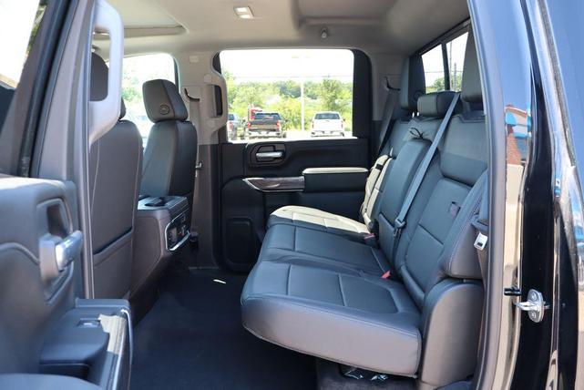 Photo of 2021 Black Chevrolet Silverado 2500