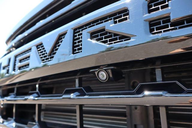 Photo of 2021 Black Chevrolet Silverado 2500
