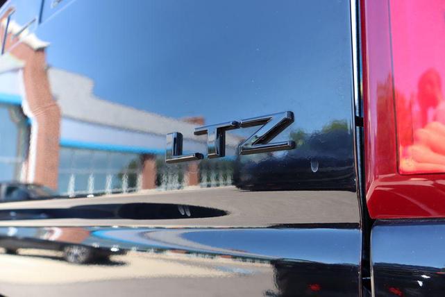 Photo of 2021 Black Chevrolet Silverado 2500