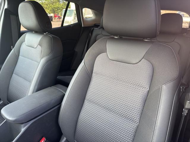 Photo of 2025 Cypress Gray Chevrolet Trax