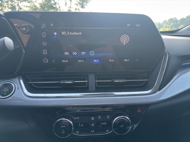 Photo of 2025 Cypress Gray Chevrolet Trax
