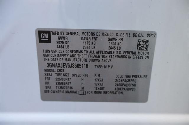 Photo of 2018 Summit White Chevrolet Equinox