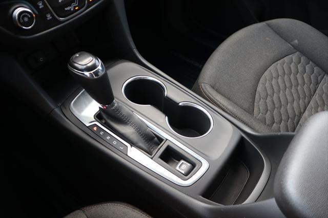 Photo of 2018 Summit White Chevrolet Equinox