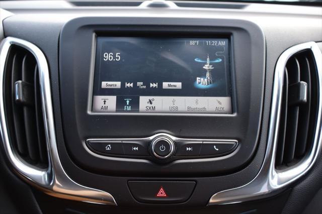 Photo of 2018 Summit White Chevrolet Equinox