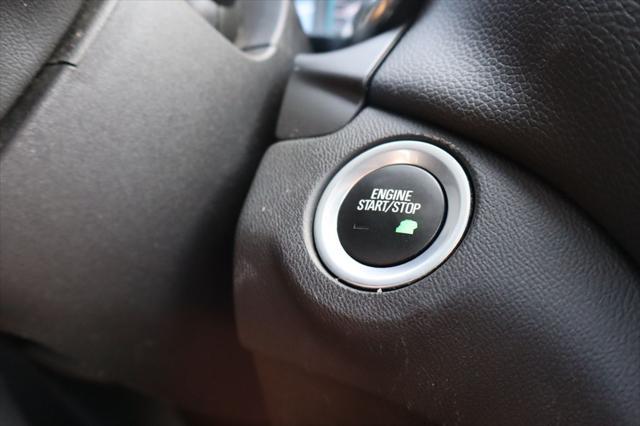 Photo of 2018 Summit White Chevrolet Equinox