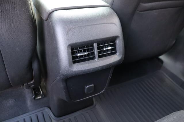 Photo of 2018 Summit White Chevrolet Equinox