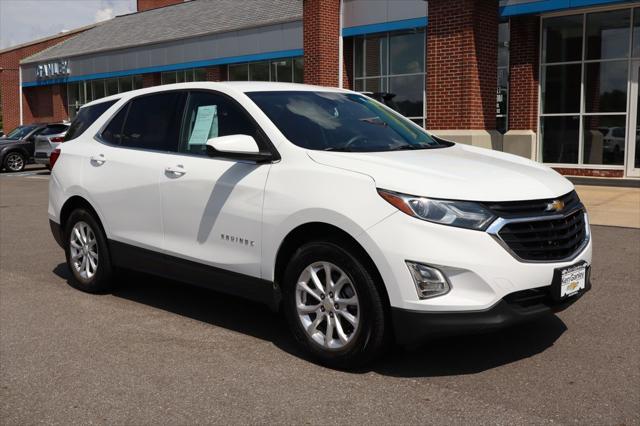 Photo of 2018 Summit White Chevrolet Equinox