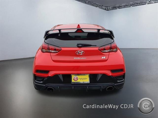 Photo of 2019 Racing Red Hyundai Veloster