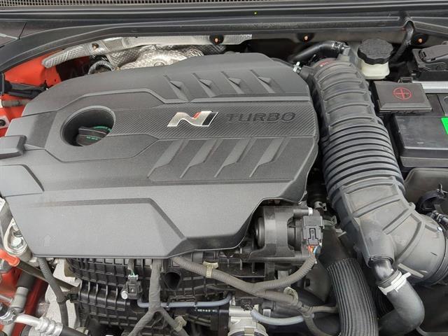 Photo of 2019 Racing Red Hyundai Veloster