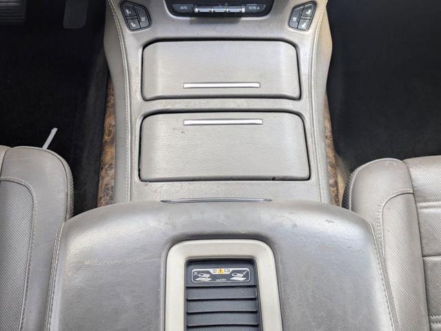 Photo of 2016 White Frost Tricoat GMC Yukon