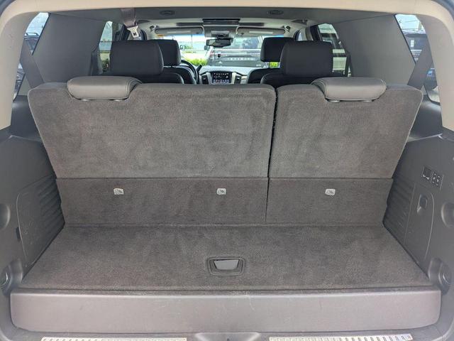 Photo of 2016 White Frost Tricoat GMC Yukon