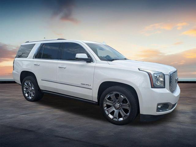 Photo of 2016 White Frost Tricoat GMC Yukon
